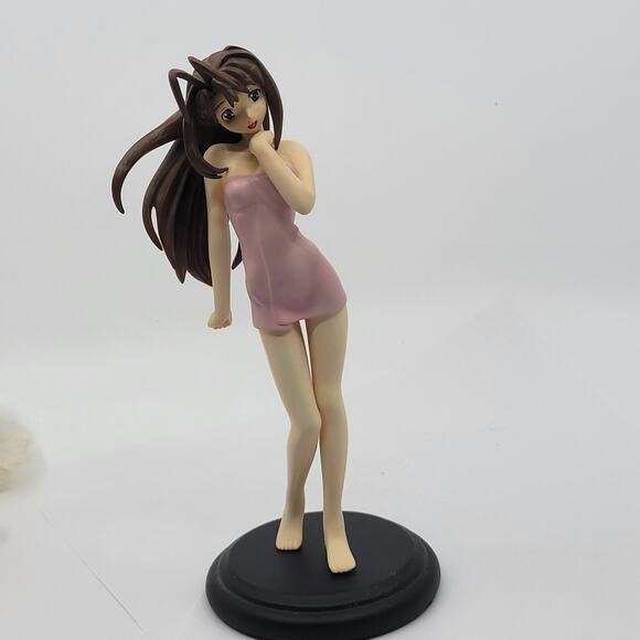 Love Hina Naru Narusegawa Pink Bath Towel Edition 18 scale Epoch statue with box - Picture 1 of 16